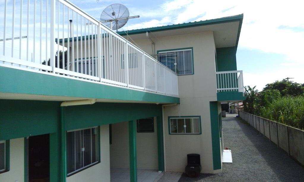 Residencial Juliana Appartement Penha  Buitenkant foto