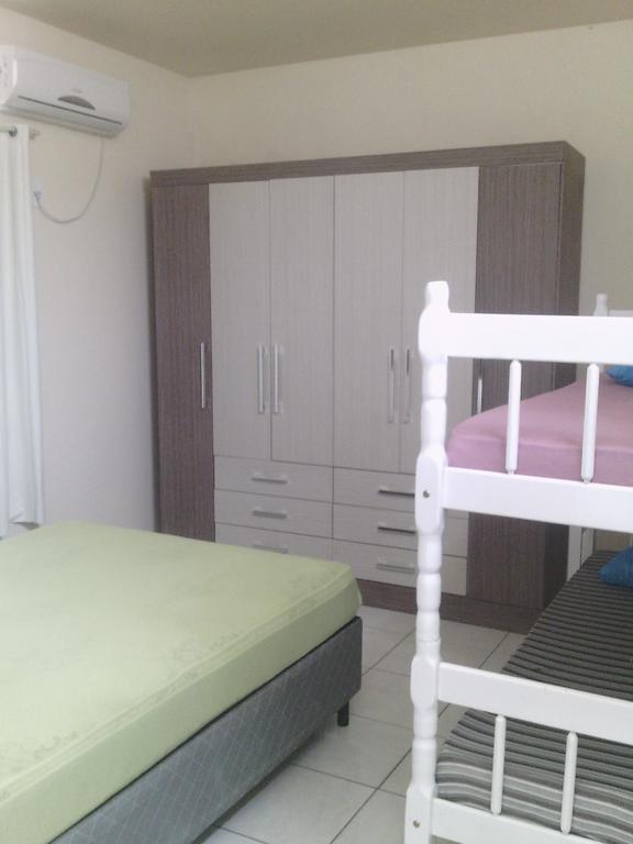 Residencial Juliana Appartement Penha  Buitenkant foto